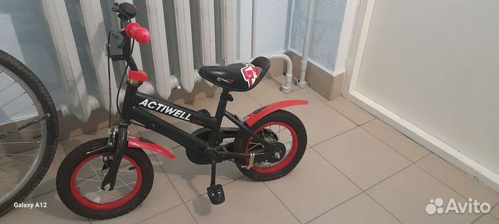 Детский трехколесный велосипед бу