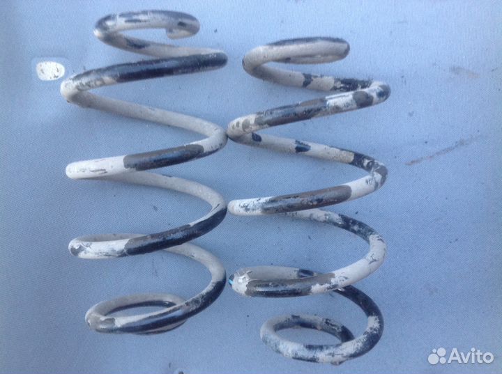 Пружины задние Ниссан Тиида с11