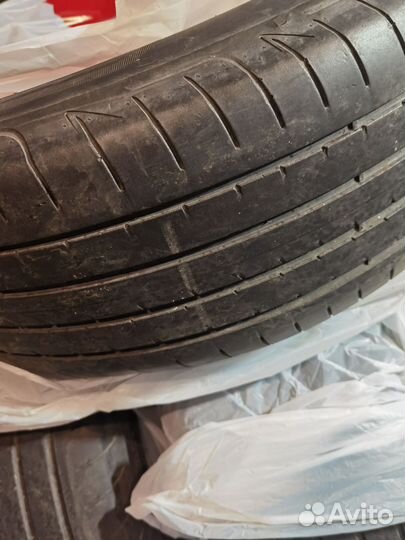 Goodyear Eagle F1 SuperSport 235/65 R17