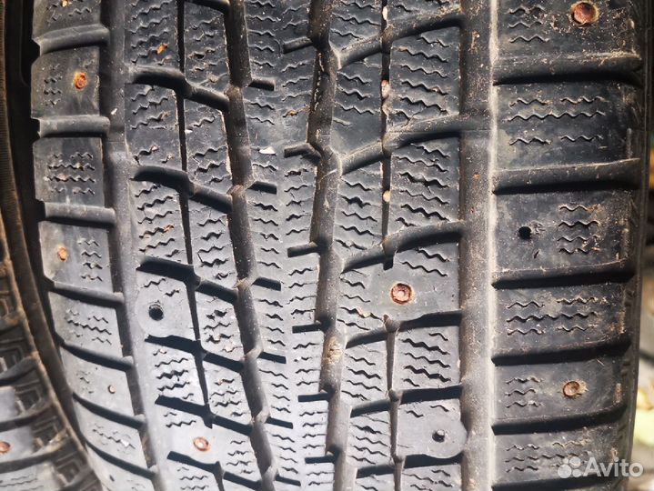 Dunlop SP Winter Ice 01 205/55 R16