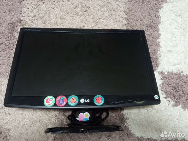 Монитор LG Flatron W2043SE-PF, 1600x900