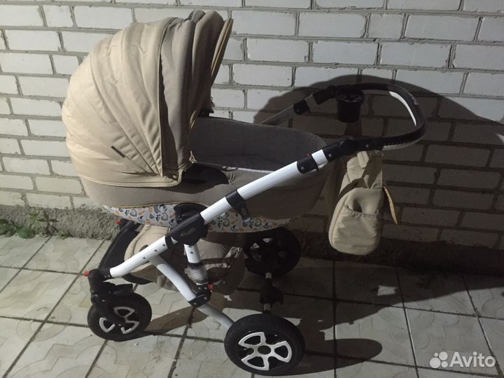 Детская коляска 