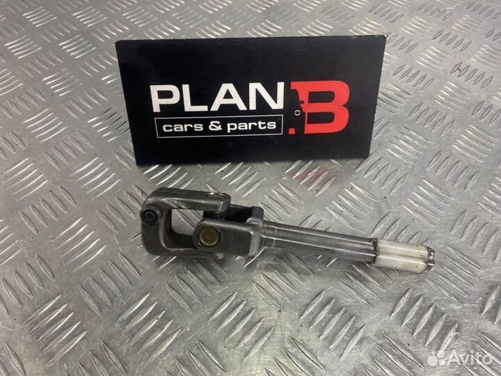 Рулевой карданчик Volkswagen Golf MK5