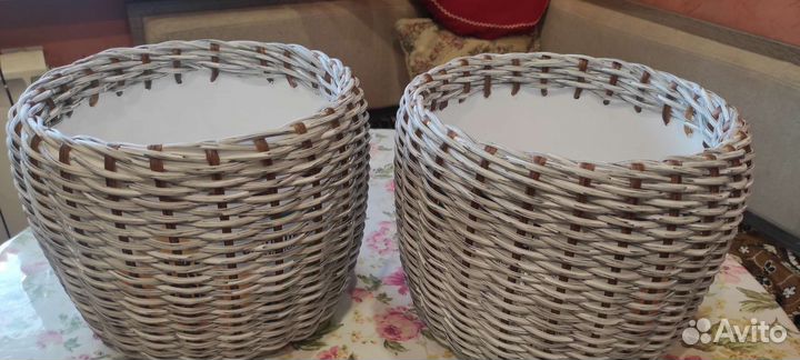 Кашпо для цветов напольное