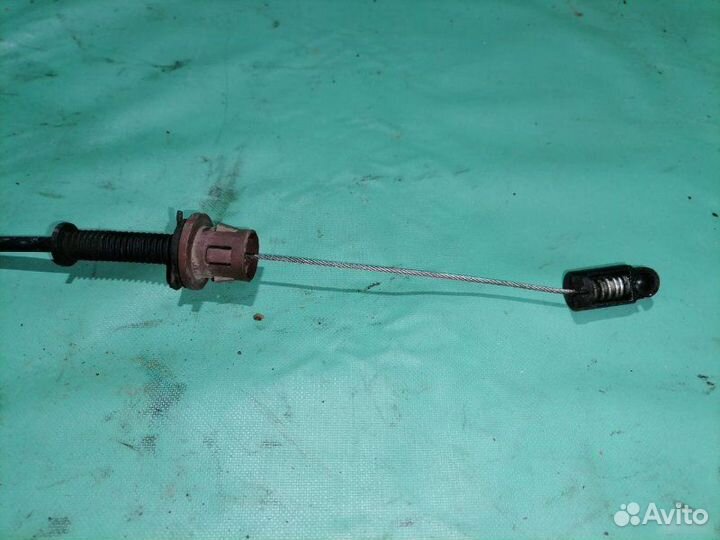Трос газа Renault Logan