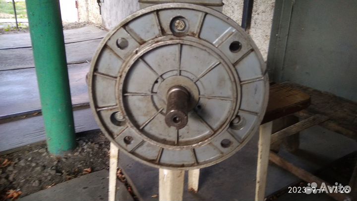 Электродвигатель