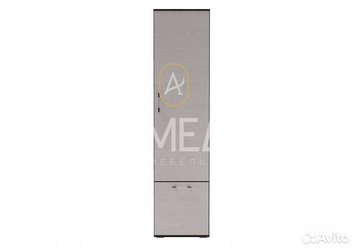 Шкаф пенал с полками