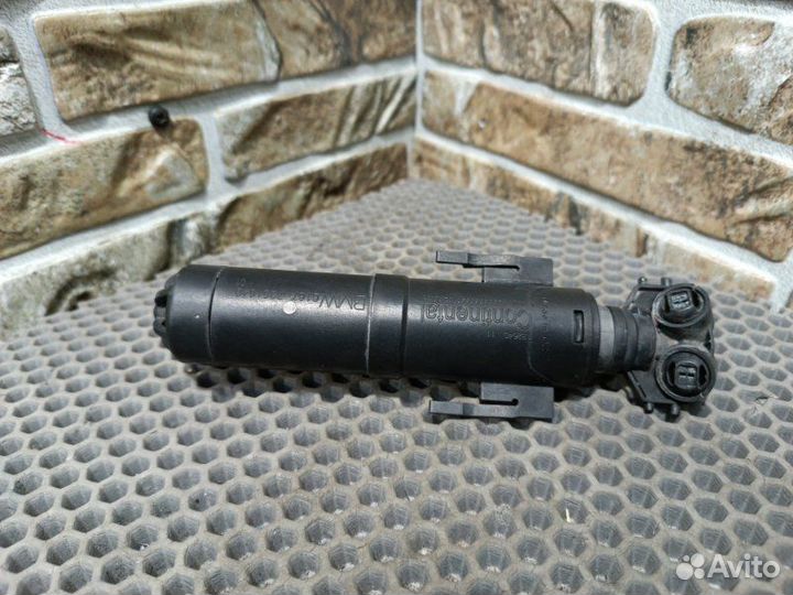 Форсунка омывателя фар передняя правая Bmw X3 F25