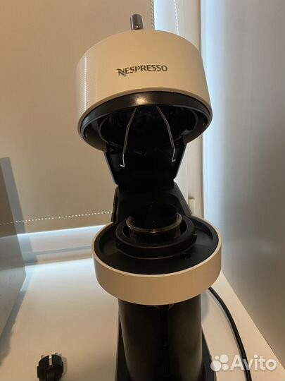 Капсульная кофемашина De'Longhi Nespresso