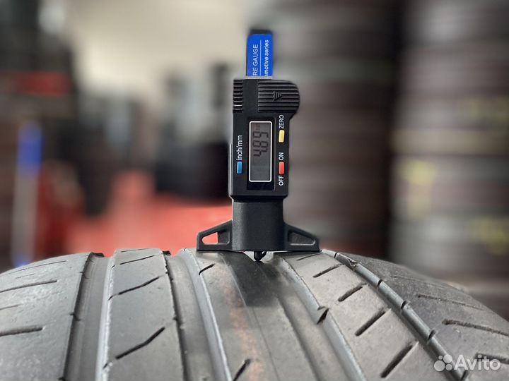 Continental ContiSportContact 5 SUV ContiSeal 235/55 R19 105V