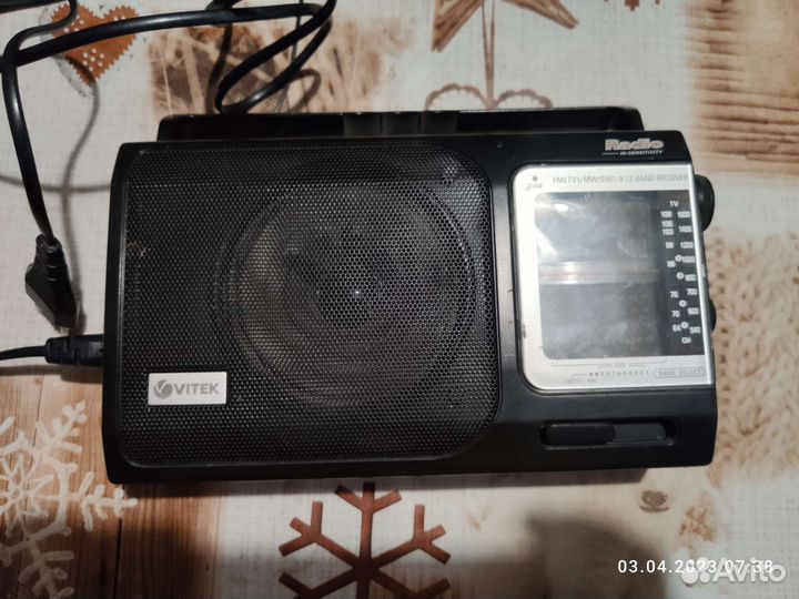 Радиоприемник vitek vt-3582bk