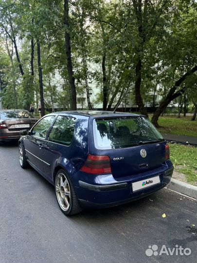 Volkswagen Golf 1.4 МТ, 1999, 350 000 км