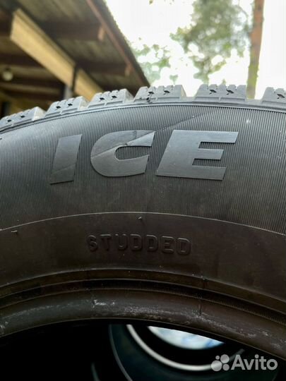 Pirelli Formula Ice 265/65 R16 98T