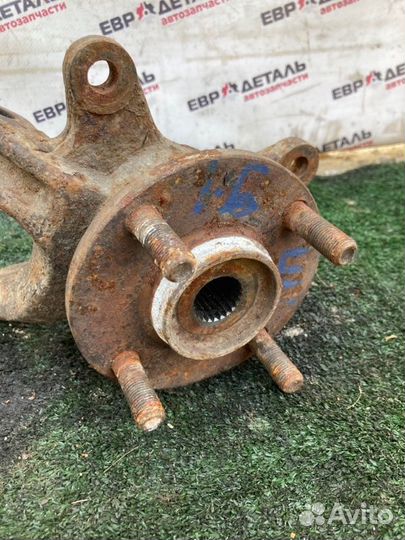 Кулак поворотный передний правый Chery Kimo S12