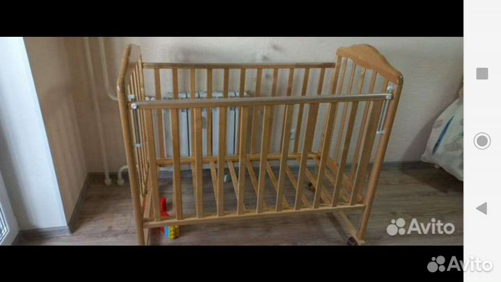 Детская кроватка