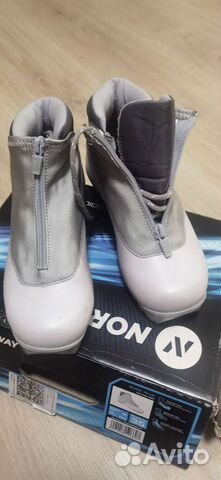 Ботинки лыжные