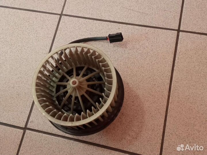 Мотор с крыльчаткой на Фольксваген