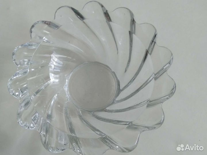 Розетки из стекла