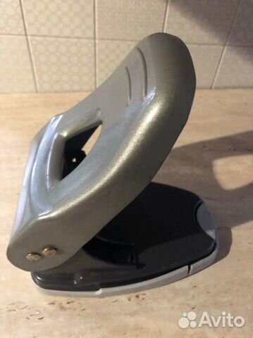 Дырокол большой