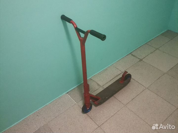 Трюковой самокат