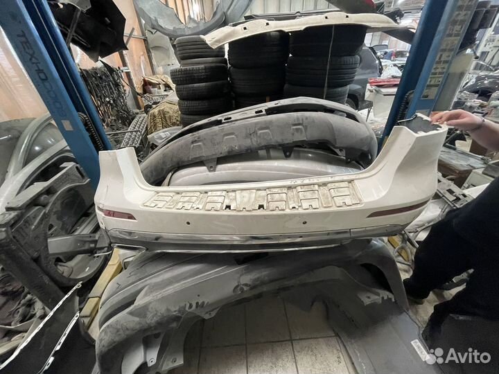 Бампер задний на w166 Mercedes