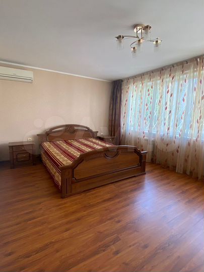 2-к. апартаменты, 72 м², 1/3 эт.