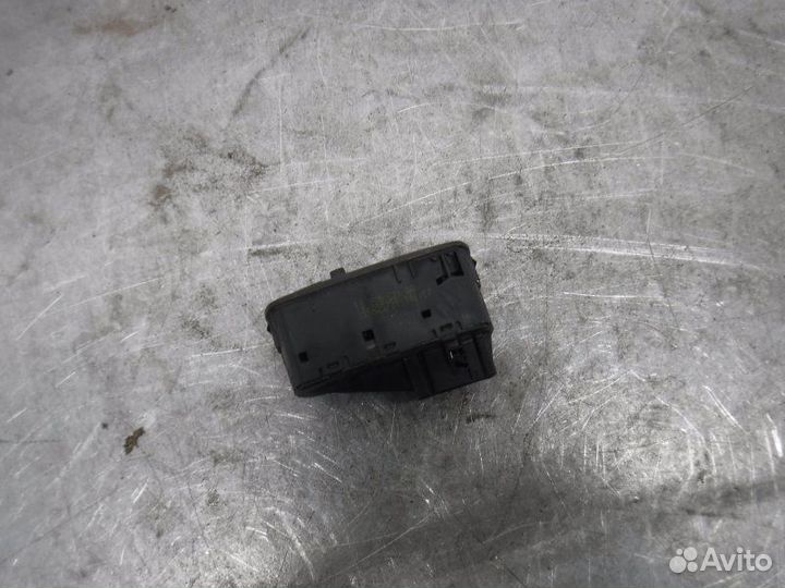 Блок управления стеклами Opel Corsa D Z12XEP 2007