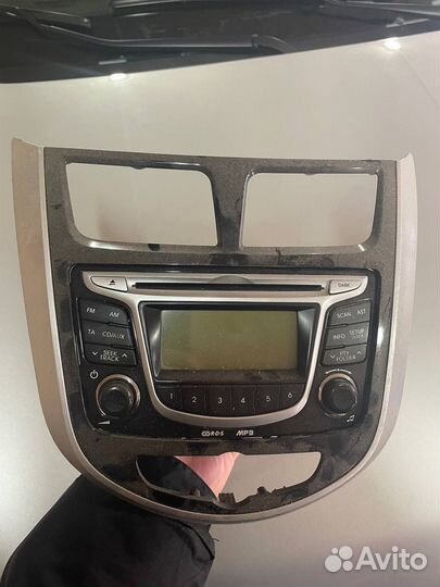 Магнитофон на hyundai solaris