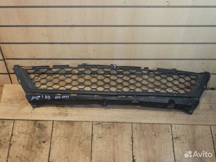 Решетка радиатора Mazda 3 13-16