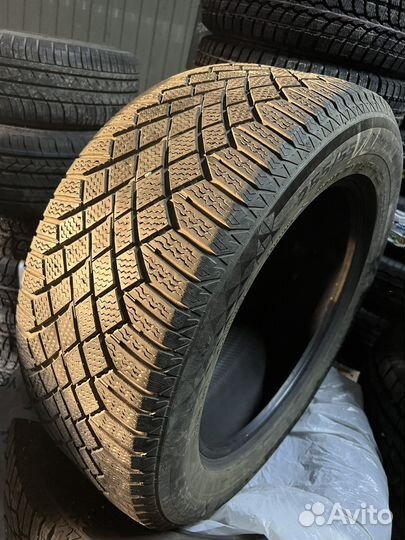 Continental ContiVikingContact 7 255/55 R18