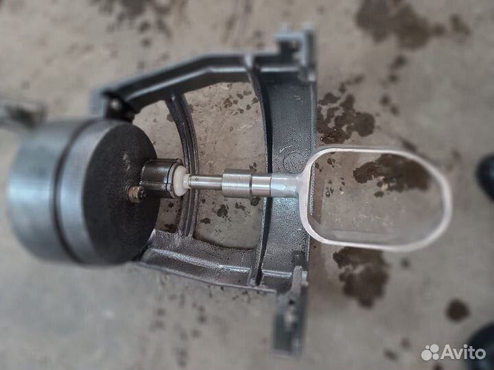 Универсальная кухонная машина