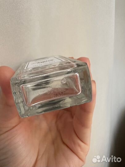 Loccitane туалетная вода Пион