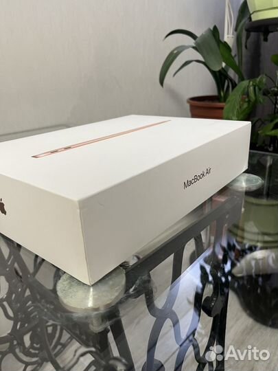 Apple MacBook Air 13 2020 m1 8gb 256 26 циклов