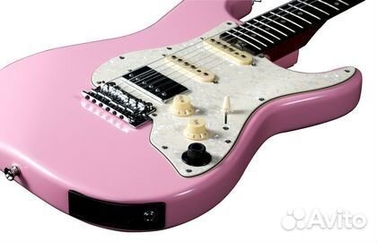 Электрогитара со встроенным процессором Mooer gtrs