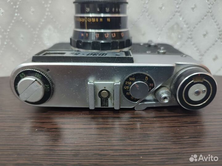 Плёночный фотоаппарат Фэд 5в