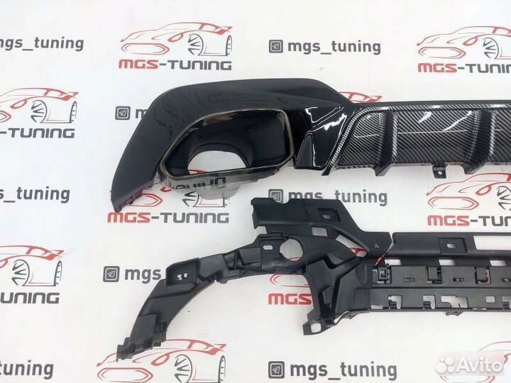 Диффузор BMW 3 G20 340 R под карбон+насадки черные