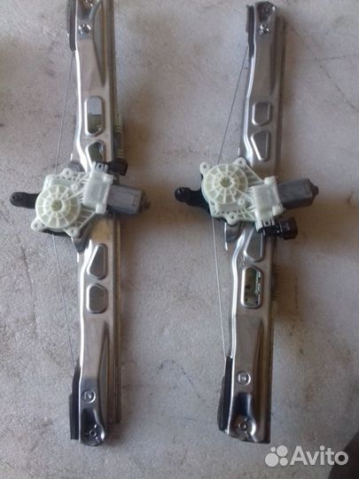 Стеклоподъемник Ford Tourneo Custom