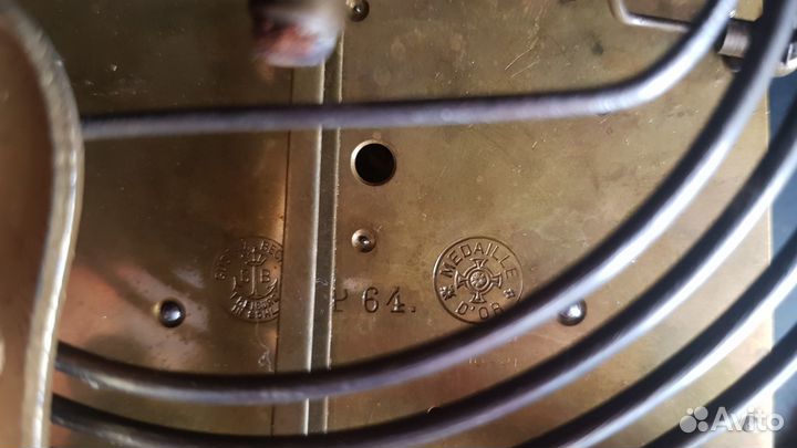 Механизм от настенных венских часов. Gustav Becker