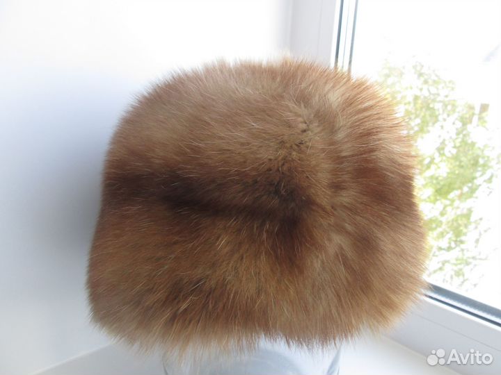 Женская шапка из натурального соболя