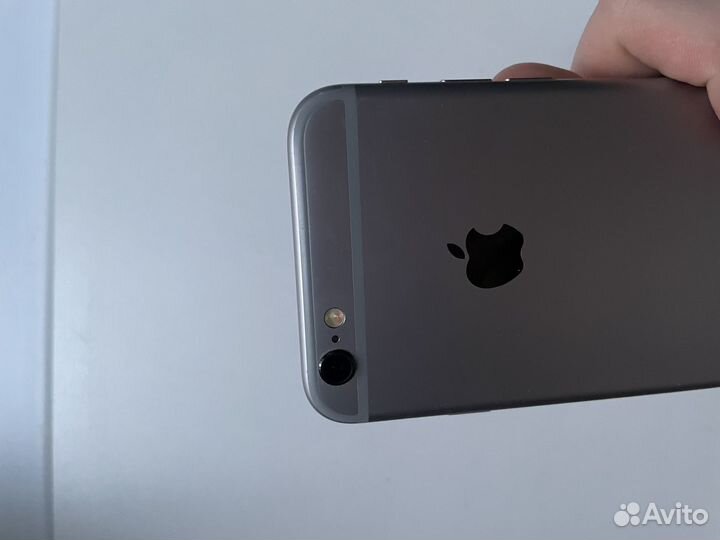 iPhone 6S, 32 ГБ