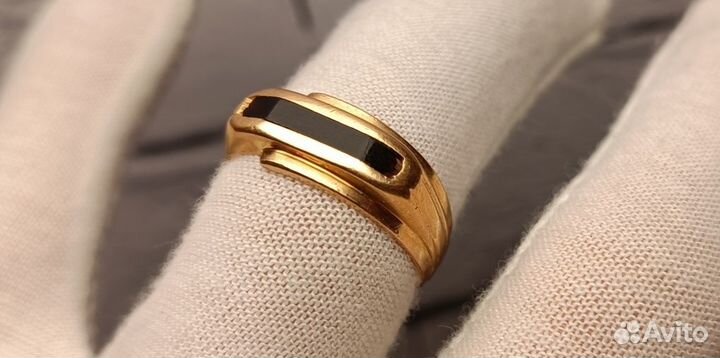 Золотое кольцо 585 пробы массой 4.9 грамма(19)