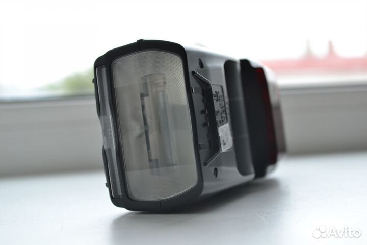 Вспышка Nikon speedlight sb-700