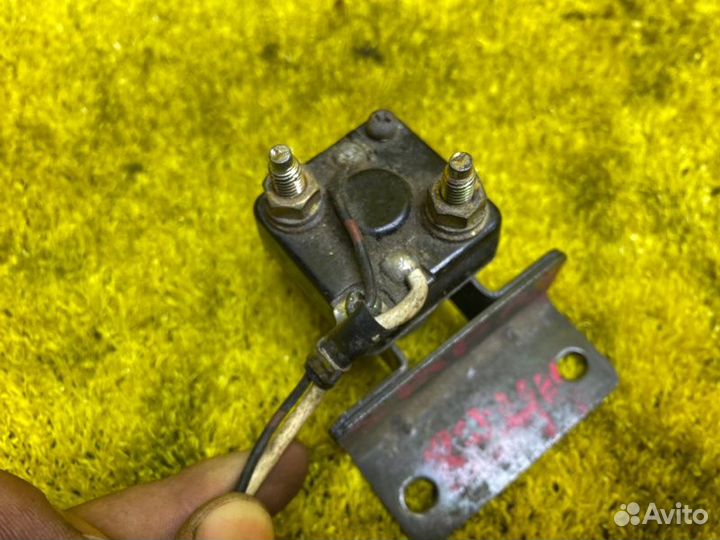 Реле генератора переднее Nissan Safari/Patrol