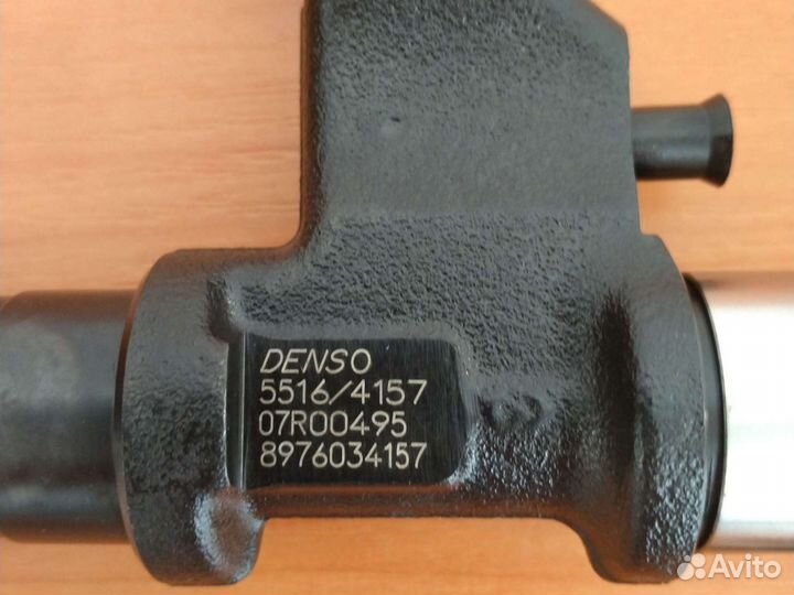 Форсунка Denso 095000-5516 / 8976034152 / 89760341