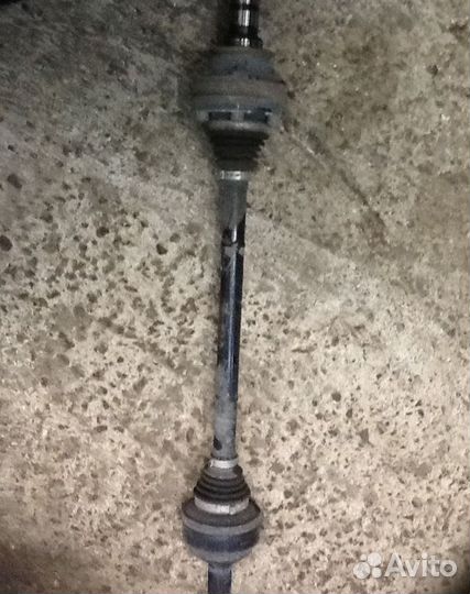 Привод задний правый для Фольксваген Туарег 5л