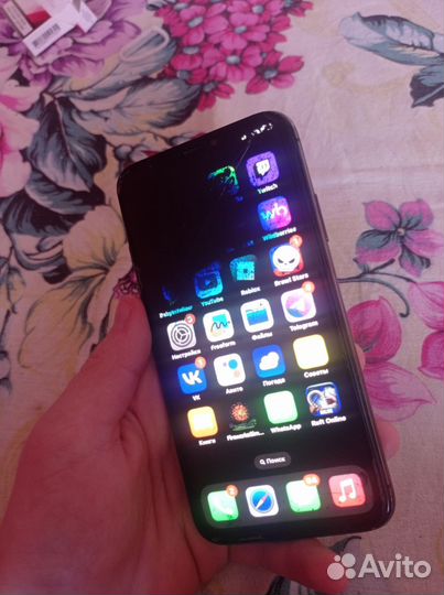 iPhone X, 64 ГБ