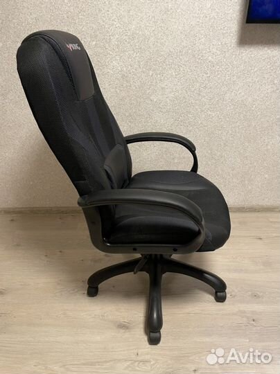 Компьютерное кресло