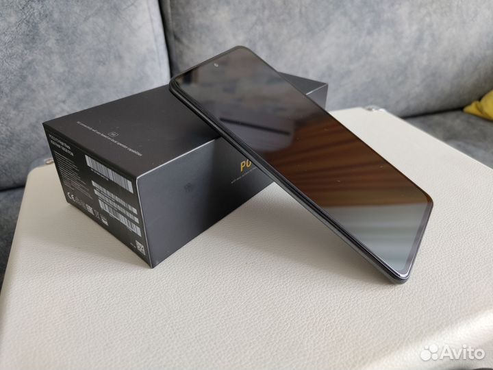 Xiaomi POCO F3, 6/128 ГБ