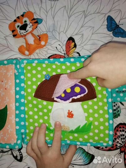 Развивающая книжка из фетра