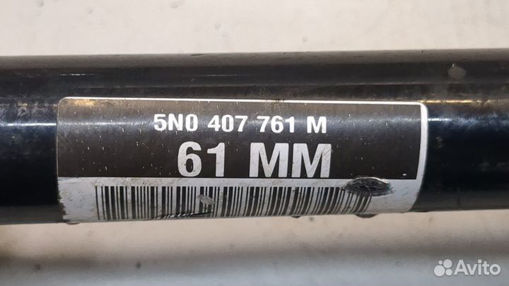 Полуось левая передняя Volkswagen Tiguan, 2012